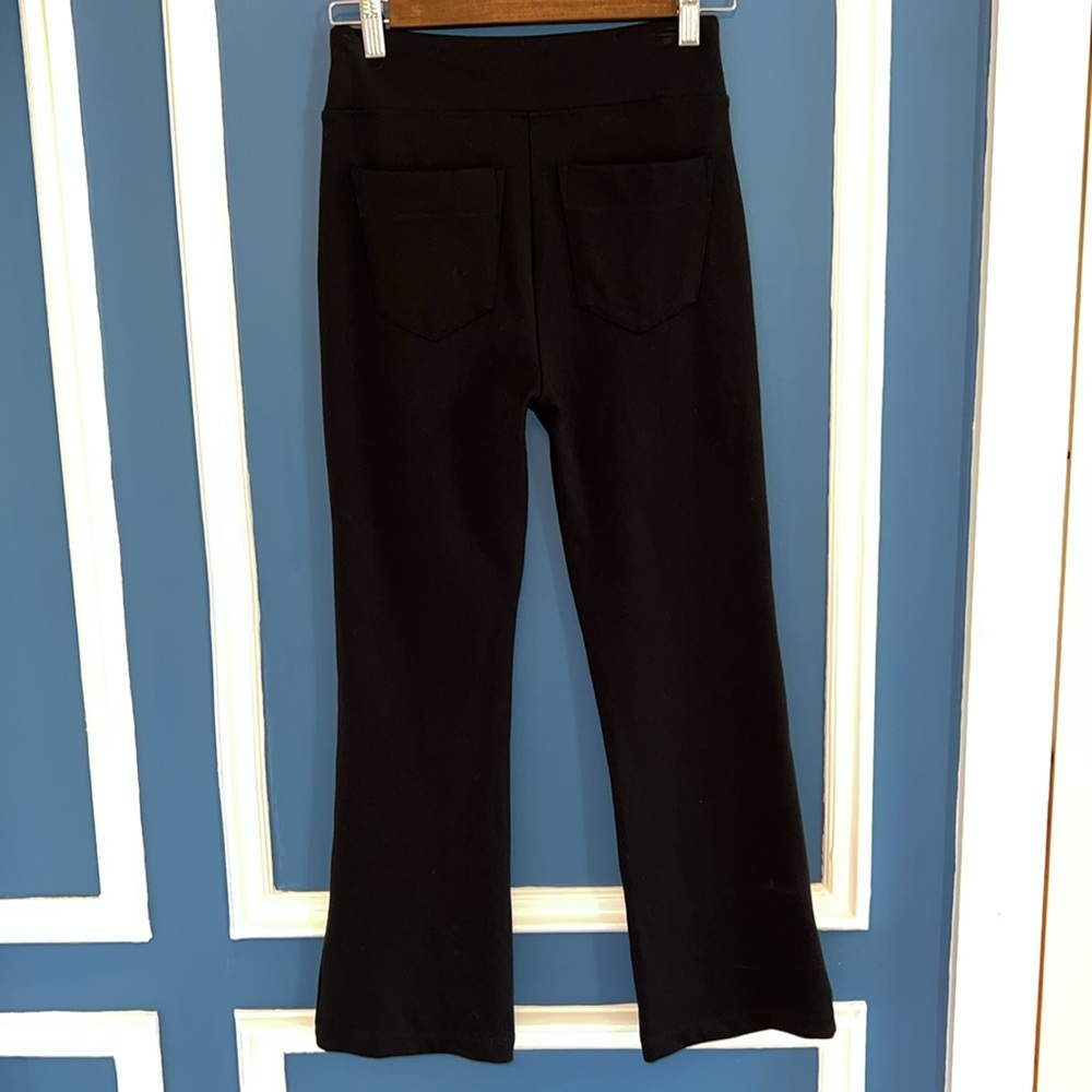 CAbi Cheeky Black Pants Cropped Ponte Knit #6488 - Size XS - Picture 4 of 6